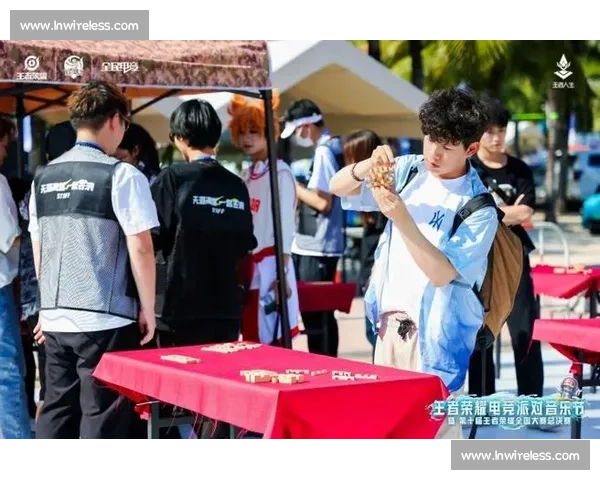 荣耀时刻！国际电竞节决赛现场，观众激情呐喊，泪水与欢笑交织！